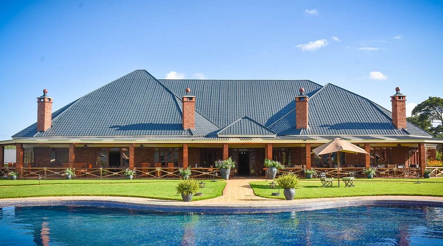 pool-and-main-lodgehjgiu